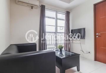 Living Room Green Central City Apartment 2BR Fully Furnished