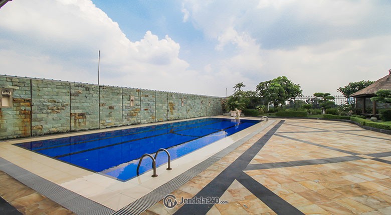 kolam renang di apartemen wijaya executive mansion