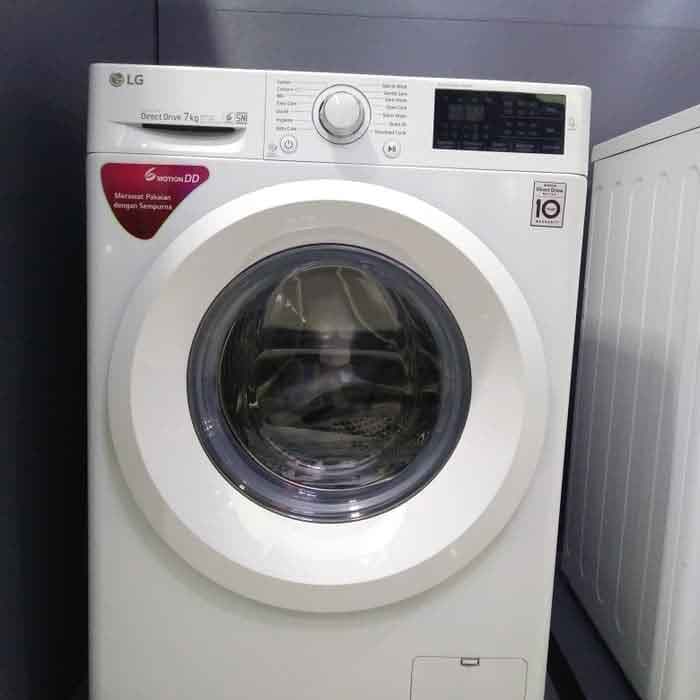 mesin cuci LG
