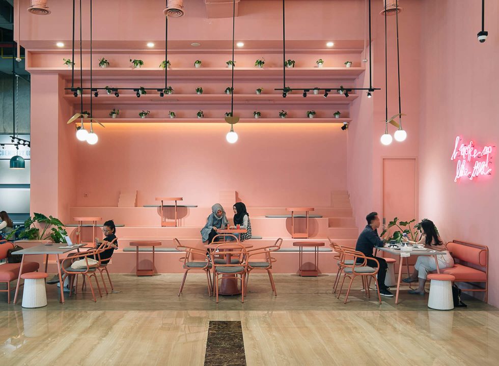 5 Cafe Unik di Jakarta dengan Nuansa Pink yang Instagrammable