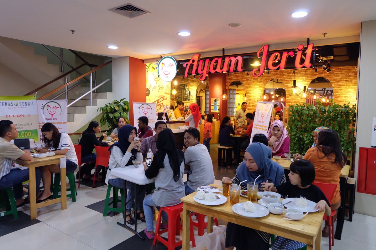 6 Tempat  Makan  di  Jakarta  Pusat  yang Enak dengan Harga 
