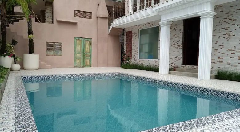 villa private pool