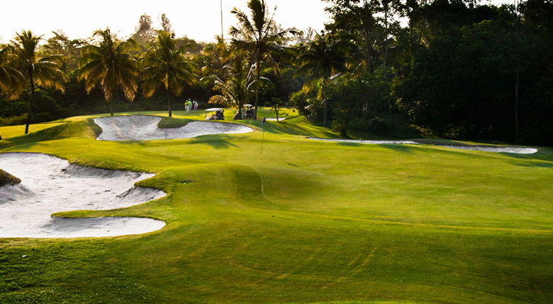 Riverside Golf Club Lapangan Golf Terbaik di Jakarta