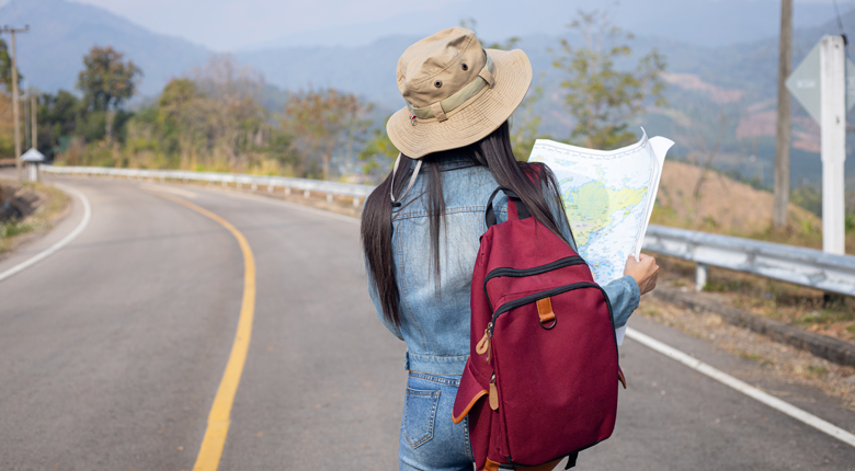 tips solo traveling