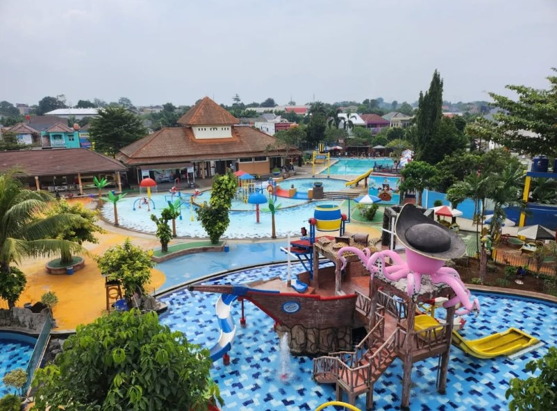 Fun Park Waterboom | Kolam Renang di Bekasi