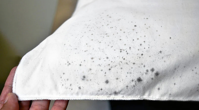 cara menghilangkan bintik hitam di baju