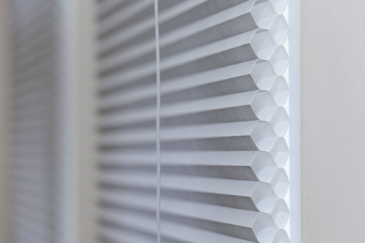 jenis window blinds: honeycomb blind