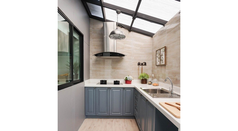 desain dapur sempit memanjang